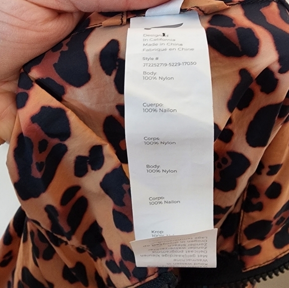 Fabletics Cheetah Print Oversized Flyweight Windbreaker S - Picture 9 of 9